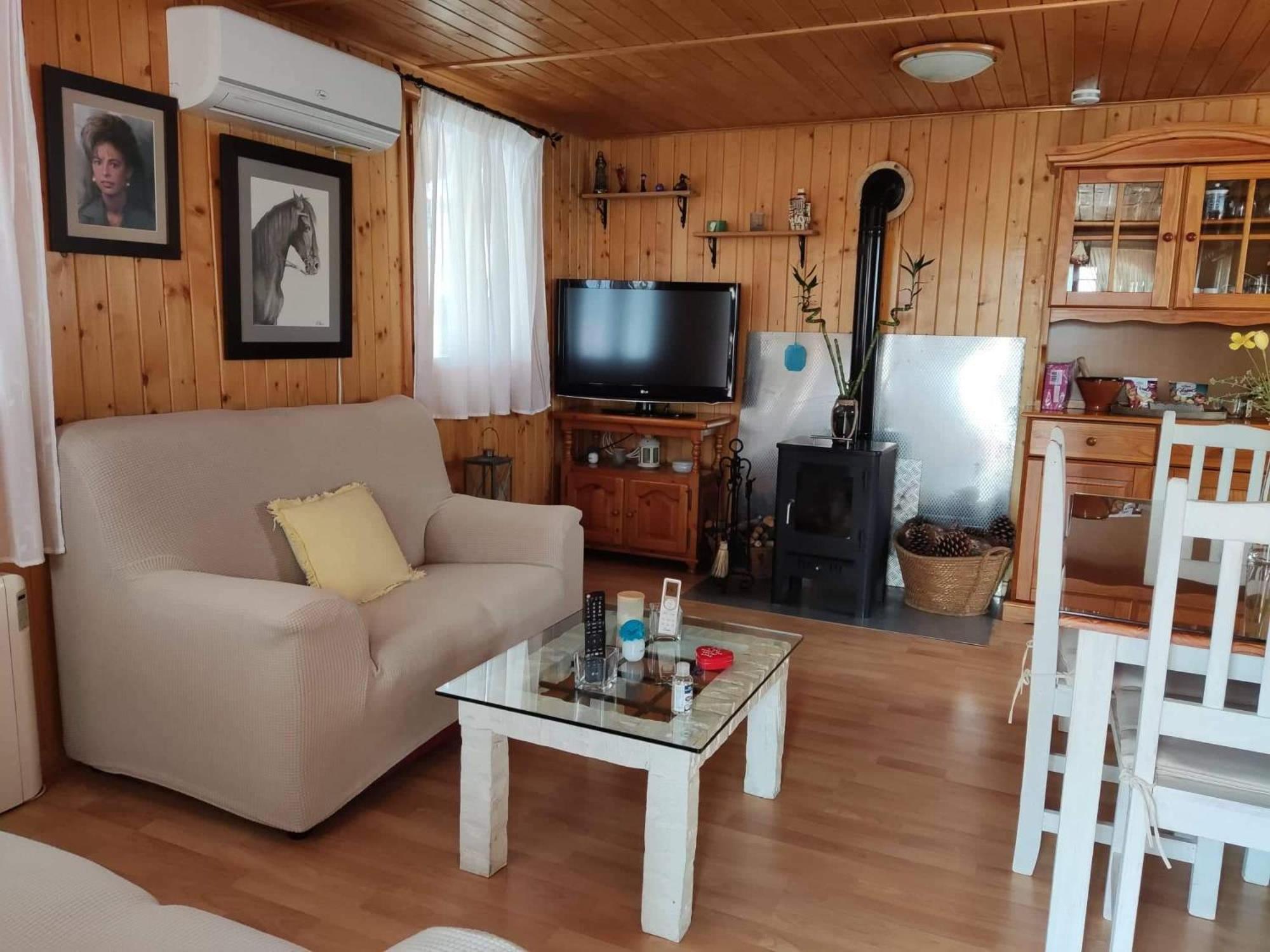 Cabana De Madera Especial Y Acogedora Cardenete Rum bild